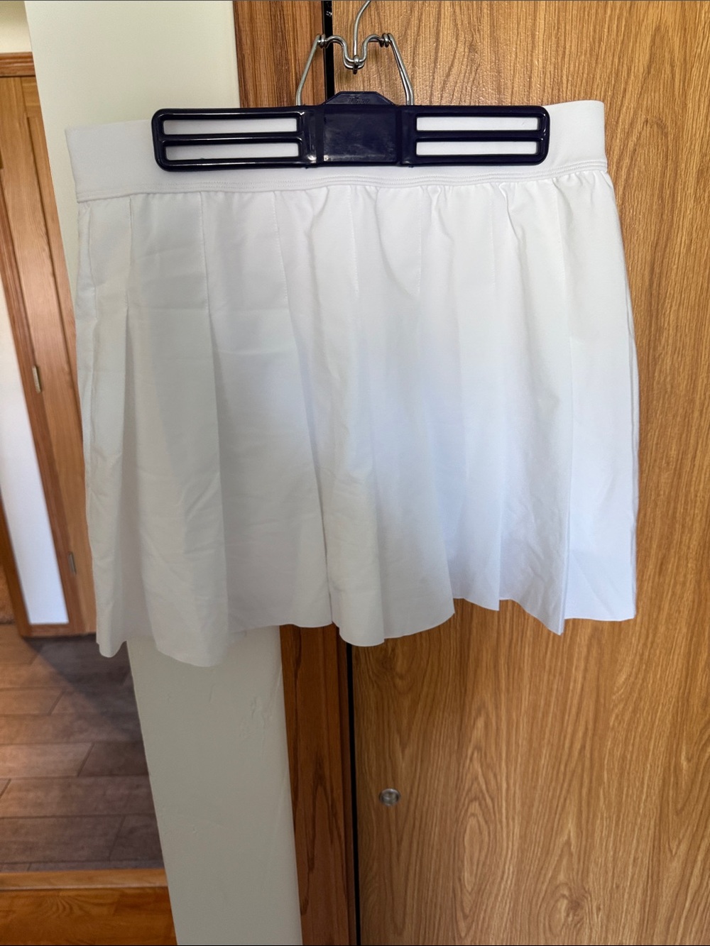 Fabletics White Pleated Women's Skirt